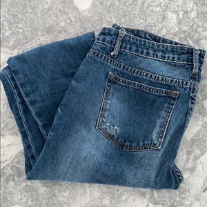 Cotton On Boyfriend fit distressed jeans